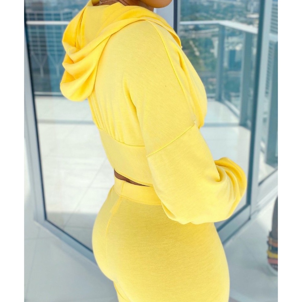 SOLD NWT COMFORT MATCHING SET [YELLOW] - Picture 5 of 6